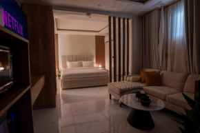 Mohra Almoruj 1BR self ckin Lux Apt
